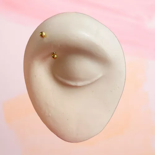 Piercing Sobrancelha Titânio Dourado Antialérgico