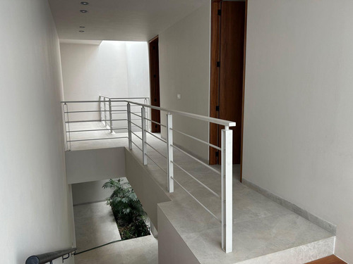 Casa Minimalista En Venta Estilo Moderno, En Buenavista Zona Norte Cuernavaca Morelos