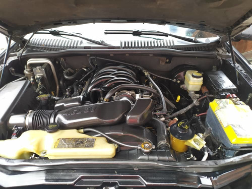 Imagen 10 de 10 de Ford Spor Trac 4x4 Automatica