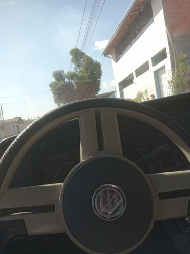 Imagem 2 de 6 de Volkswagen Santana Santana Sedan