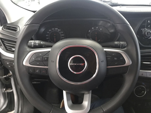 Imagen 14 de 15 de Dodge Neon 2018 1.6 Sxt Plus At