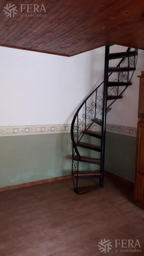 Venta De Departamento Tipo Casa De 5 Ambientes Con Patio En Wilde (26413)