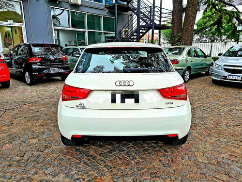 Audi A1 2013 1.2 Attraction Tfsi 86cv