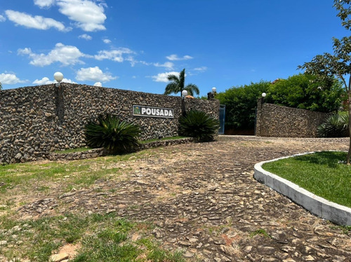 Imagem 3 de 26 de Chácara 4500m2 Ótima Para Pousada, 900m2 Construídos Com 15 Suítes, Lavanderia, Restaurante, Estacionamento, Área De Lazer Completa, Acesso Asfaltado - Ch00217 - 70653620