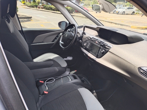 Imagen 6 de 21 de Citroën Grand C4 Picasso 2016 1.6 Intensive