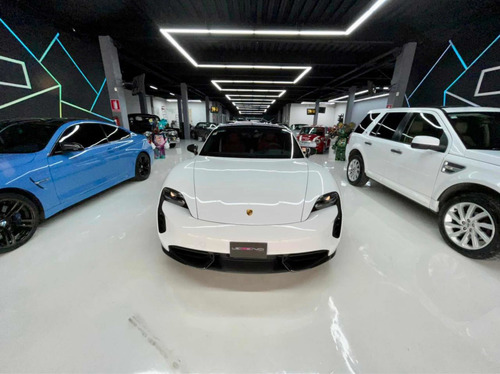 Imagen 14 de 15 de Porsche Taycan Turbo S Taycan Turbo S