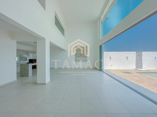 Casa En Venta En Tequesquitengo, Jojutla, Morelos