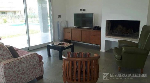 Imagen 4 de 9 de Lindísima Casa Con Pileta En San Eduardo