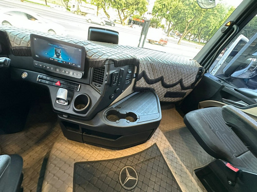 Mb 2548 Actros Ano 2022 Teto Alto 6x2 Único Dono Financia