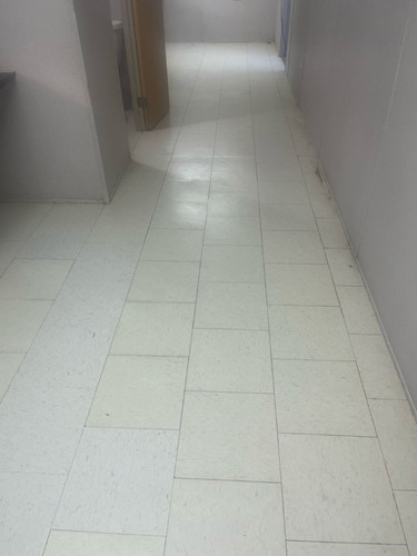 Renta Caseta Camper Remolque Oficina Móvil Con Wc Para 7
