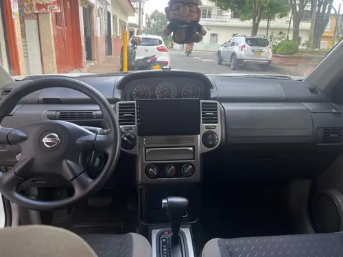 Nissan X-Trail 2.5 S Basica