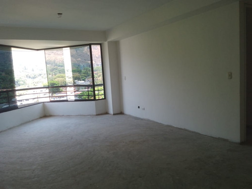 Jc - Vendo Amplio Y Comodo Apartamento 119,63 M2. Nuevo A Extrenar. Ubicado En La Av. Principal. Los Chorros