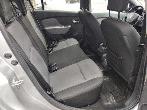 Imagen 9 de 20 de Renault Logan 2016 1.6 Privilége Plus 105cv