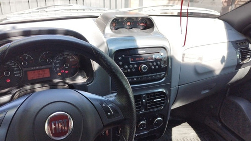 Imagen 7 de 8 de Fiat Strada Adventure Adventure Locker