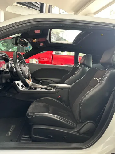 Dodge Challenger 6.2 Srt Hellc At