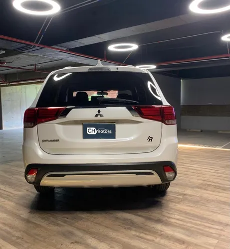 Mitsubishi Outlander 2.4 Kaiteki
