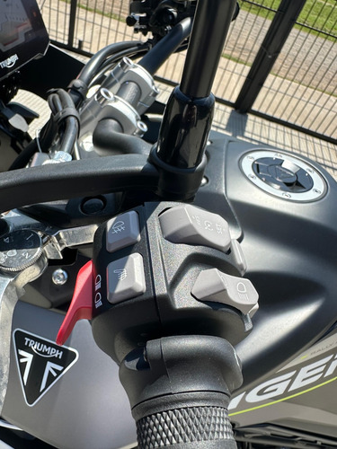 Triumph Tiger 900 Rally-no Bmw Gs900-no Multriestada