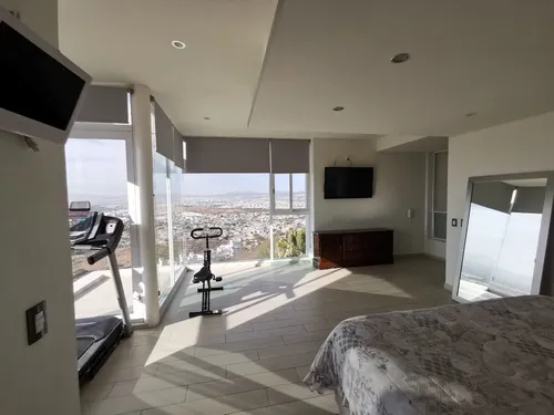 Preciosa Residencia De Autor En Los Cipreses, Vista Espectacular, Única !!