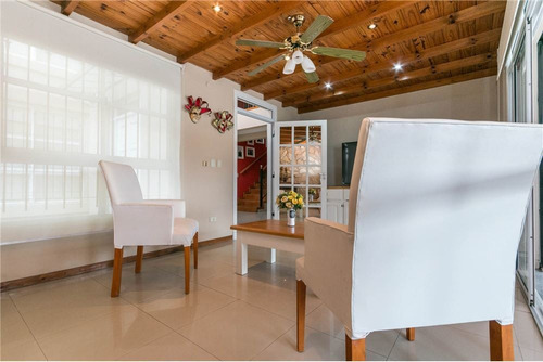 Venta Casa 4 Dormitorios En Glew - Con Pileta