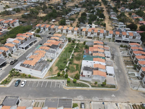 Imagen 26 de 30 de Casas En Venta Cabudare 04245565759