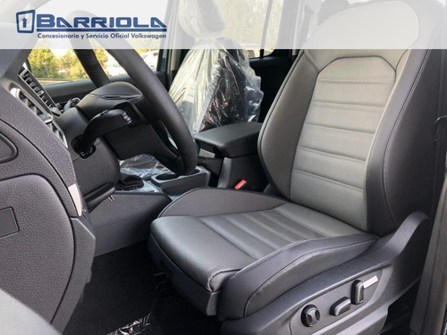 Imagen 22 de 23 de Volkswagen Amarok V6 Diesel 4x4 A/t 3.0 2023 0km - Barriola