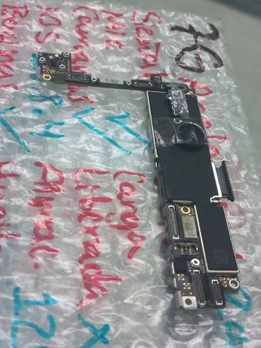 Tarjeta Logica Iphone 7 Sin Cuentas Att Unefon Huella Bandej (Usado)