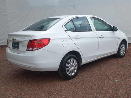 Chevrolet Aveo 1.5 Ls Mt