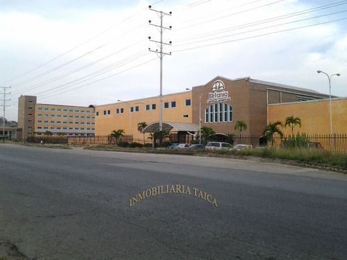 Imagen 1 de 14 de Local Para Supermercado, Casino,tienda Por Departamentos En Los Valles Del Tuy