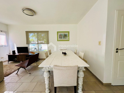 Casa En Alquiler Anual, En Tigre, Barrio San Isidro Labrador, 4 Ambientes Y Piscina!