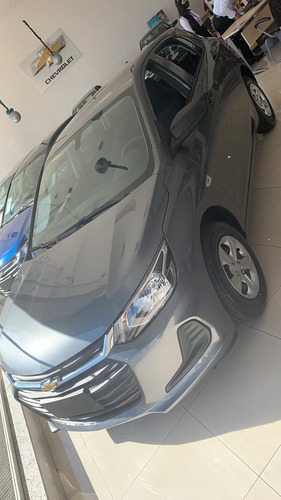 Imagem 4 de 6 de Chevrolet Onix 1.0 (flex)