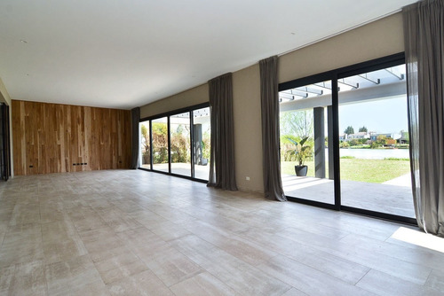 Imagen 21 de 30 de Casa En Venta En Santa Barbara, Tigre, G.b.a. Zona Norte