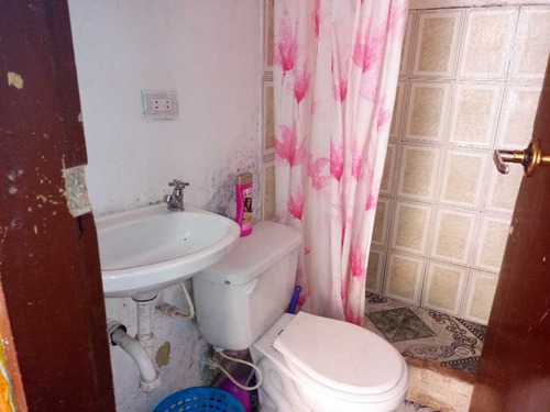 Imagen 18 de 20 de Venta De Casa Esquinera Rentable Cerca Al Parque Bella Vista Kennedy