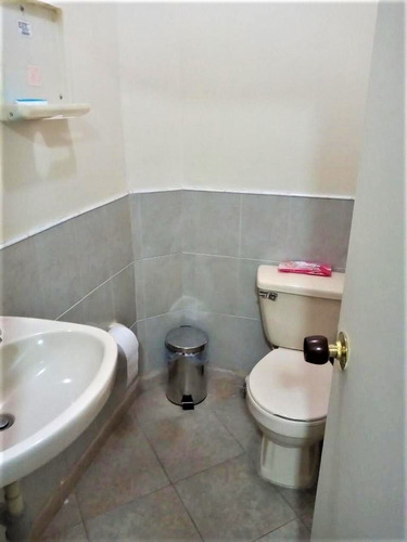 Imagen 5 de 8 de Local En Venta En La Floresta