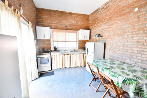 Quincho Con Pileta En Venta En Roldán
