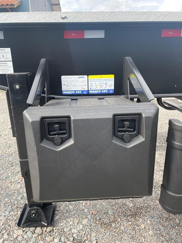 Imagem 15 de 23 de Semireboque, Porta Container Bug Carreta, Novo 4 E 12 Pinos.