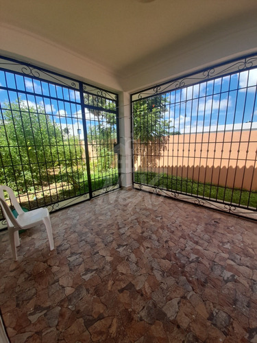 Imagen 20 de 20 de Casa De 2 Niveles Con Amplio Patio En Llanos De Gurabo (jpc-215)