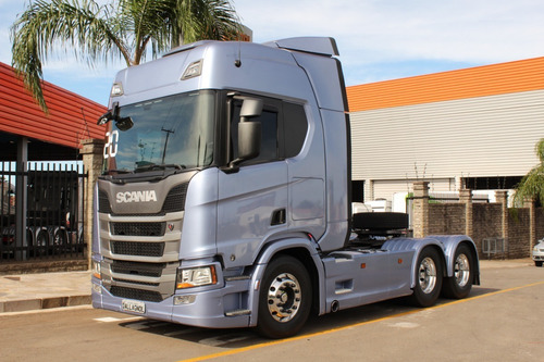 Imagem 4 de 12 de Scania R450 6x2 Azul (lilas) 2020