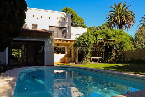 Imagen 8 de 29 de En Venta - Hermosa Casa En Colonia De Sacramento
