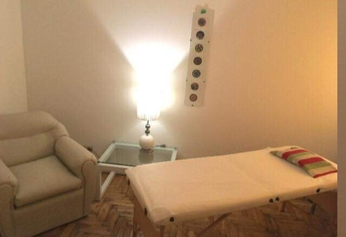 Imagen 2 de 2 de Masajes Naturistas En Villa Crespo Atencion A Hombres