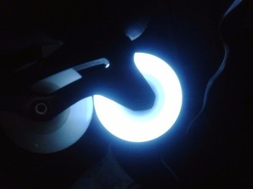 Ruedas Rollers Luz Led 100 Mm X3 C/ Rodamientos 608zz Abec7
