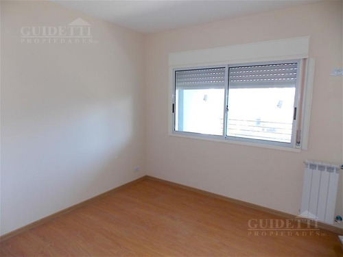 Semipiso A Estrenar 4 Ambientes 110m2 Balcon Aterrazado - Flores