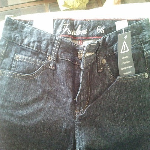 Imagen 5 de 6 de Blue Jean Tommy Hifilger