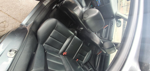 Volkswagen Bora 1.8t - Cuero - Caja Manual