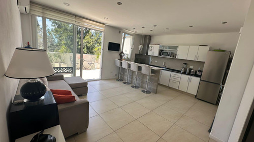 Departamento En Villa Los Remeros. 2 Amb