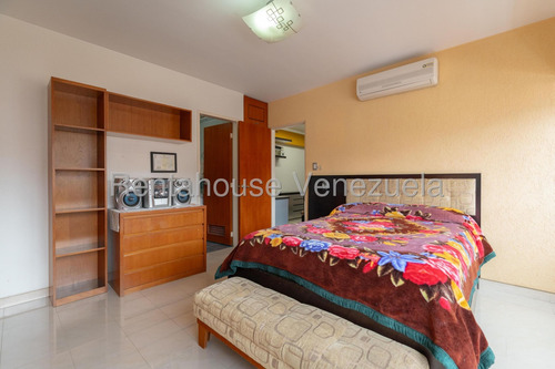 Espectacular Penthouse De 3 Niveles En El Paraiso
