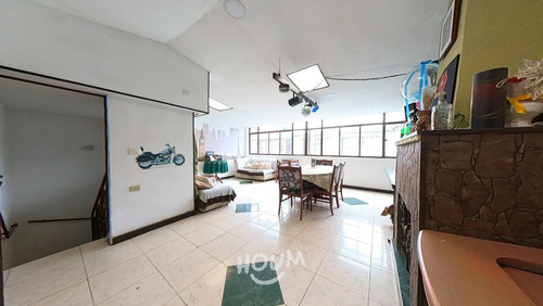 Casa En villas De Granada. 7 Habitaciones, 200 M², Id: 114342