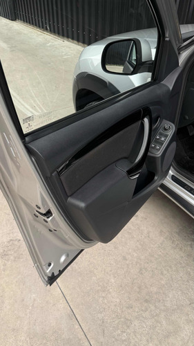 Renault Duster Oroch 2.0 Outsider Plus