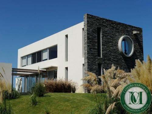Imagem 2 de 22 de Moderna Casa Com Vista Para O Mar. - Ca00394 - 70221351