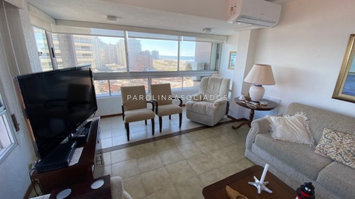 Apartamento Con Excelente Vista A Playa Mansa Y Brava - Consulte !!!!!!- Ref: 1698