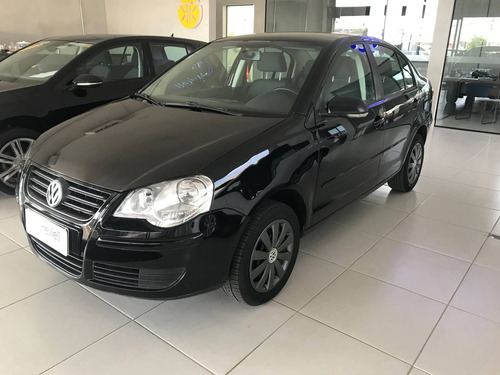 Imagem 2 de 10 de Volkswagen Polo Sedan 1.6 Mi Comfortline 8v Flex 4p Manual